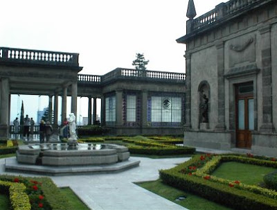 Plaza en el castillo CASTILLO