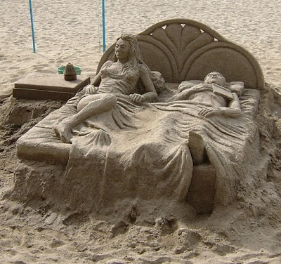 لعشاق الصور الاكثر من رائعة Sand_Sculptures_06