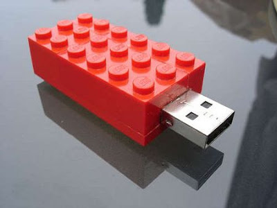 اكسسورات كمبيوتر Creative_usb_flashdrives_09