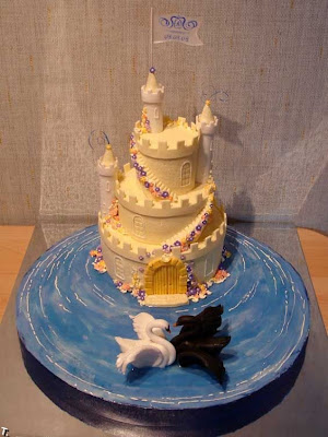 عيد سعيد للمنتدى الغالي Russian_wedding_cakes_30