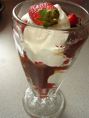     ! -  3 Strawberry%2Bdessert%2B002