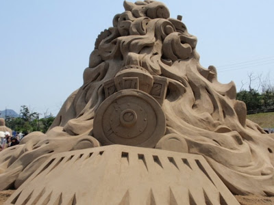 மணல் சிற்பங்கள்  World-Sand-Sculpture-Festival-04