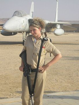 Armée Israélienne II - Page 17 Idfairforcegirl-thumb-275x367