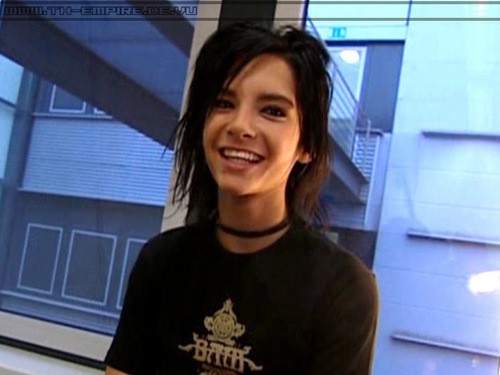 Bill Kaulitz - Pagina 3 Bill_kaulitz--large-msg-119372088338