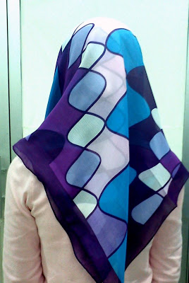 WELCOME BACK TUDUNG SEGIEMPAT BERCORAK  DSC02960_1