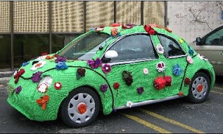 سيارات لبسه كروشيه VW-Art-Car-Cozy2