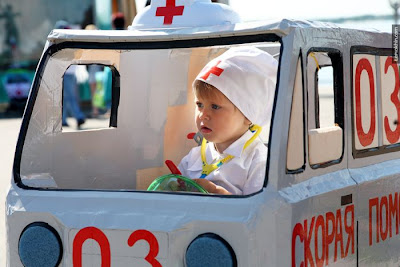 unusual::STRANGE - baby carriages strollers fUNNY pHOTO COLLECTION Unusual-baby-carriages-05