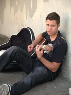 صور الفنان Drew Seeley Drew2