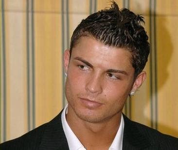 أهم الانتقالات العالميه لموسم 2009/2010 Cristiano_ronaldo_car_accident