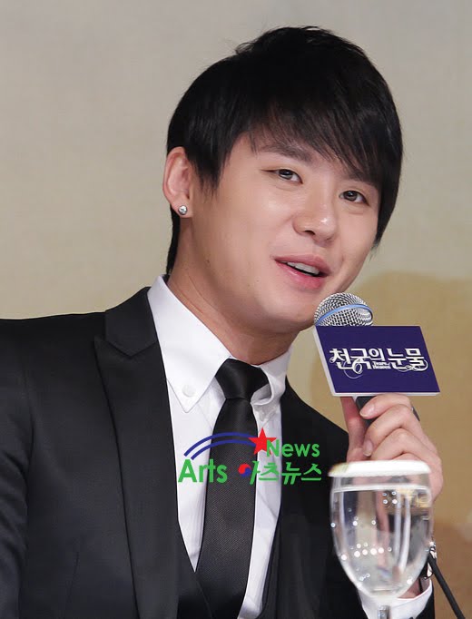 (VIDEO+FOTOS) Junsu - Tears of Heaven conferencia de prensa 7