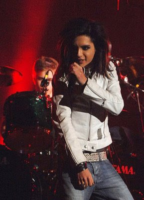 Fotos de Bill Tokiohotel--large-msg-122177548044