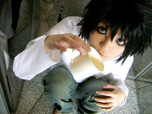 Death Note L_Cosplay_by_Hannible_Lector