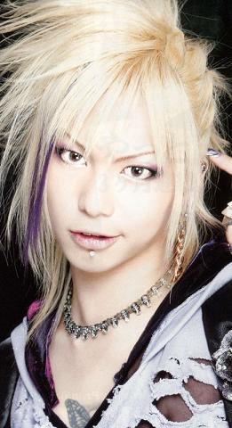 ~:Takeru Application:~ Sug6-takeru_maly_rozmiar