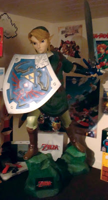 [RECH] PLV - statue : Nintendo ZELDA : Merci à vous ;-) DSC02962