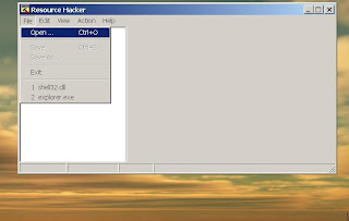 Add Your Name In Desktop Context Menu in Windows XP Pic2