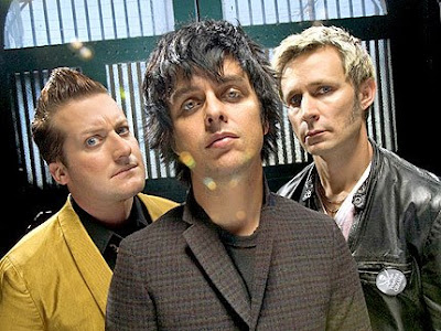 Green Day - Last Night On Earth [HQ] Green-day-2009