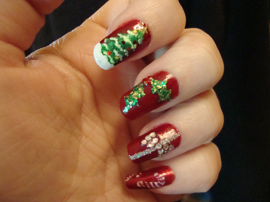 MAQUILLAJES DE UÑAS Y CARAS Red-nails-xmas