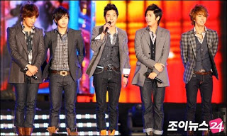 ♥ ♥ ♥ °· ( نادي معجبين SS501ــ ) ·°♥ ♥ ♥  20091111224448326c4_224818_0