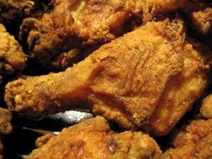 أطعمة ترفع نسبة الإصابة بالسرطان ... Fried_chicken-300x225