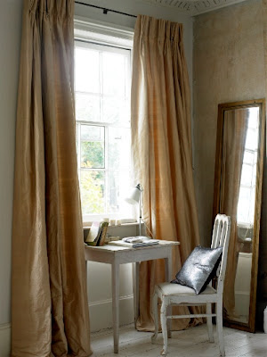 ستائر وشبابيك مودرن رووووووووووووعة وراقية جدا جداجدا Window_Desk_Taupe_silk_curtains_%28Custom%29