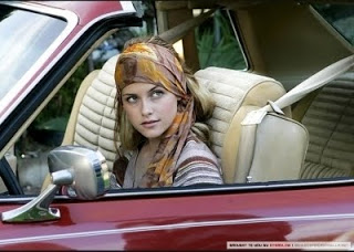 (..صـور لكريستن ستيوارت وهي صغيرهـ ..) Cutlass-2007-kristen-stewart-2471970-400-285