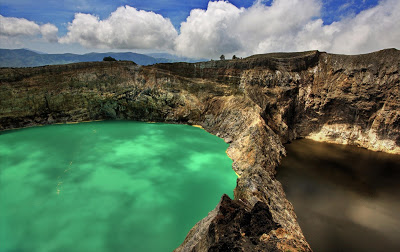 Os mais incríveis fenômenos da natureza Kelimutu0103