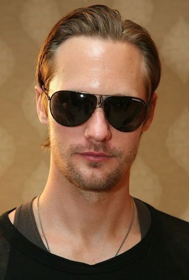 ALEXANDER SKARSGARD Alexander-skarsgard-carrera-gipsy