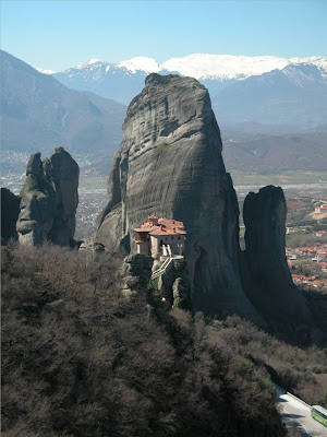 Coolest Monasteries around the world Meteora5