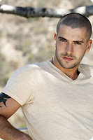   صور لـــ Karl Wolf Shayne_ward_f300