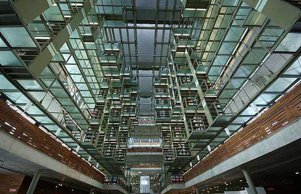 أجمل 15 مكتبة حول العالم Libraries_014