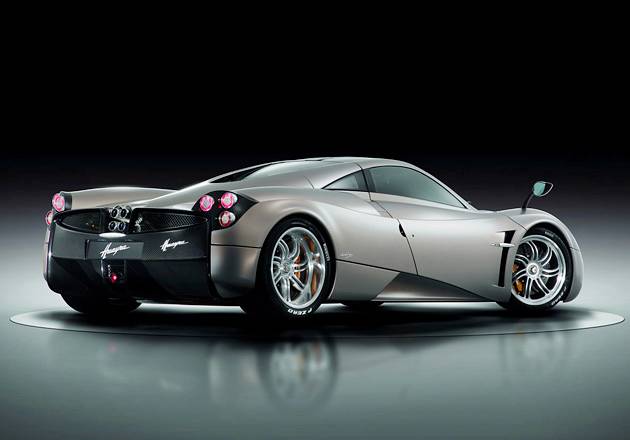 புத்தம் புதிய சூப்பர் கார் Pagani_Huayra_003