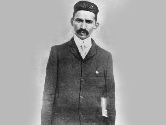 மகாத்மா காந்தி - அரிய புகைப்படங்கள் Gandhi-in-south-africa-in-1900