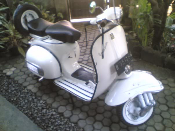 ingin pasang accu/aki di vespa anda ?? marii 18045_103983349619708_1000002412955