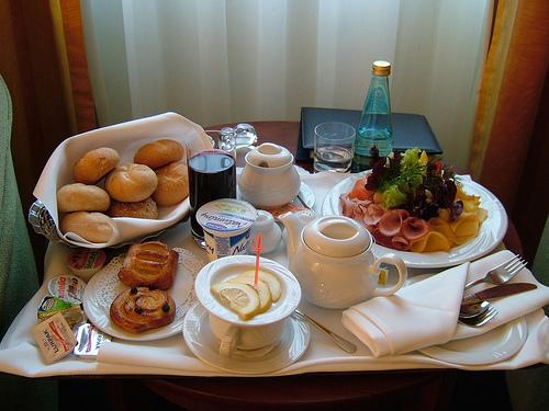 EL HILO DE LOS AMIGUETES XII Desayuno1