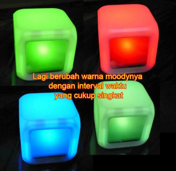 Jam Dadu 8x8x8 aka Glowing LED Color Change Digital Alarm Clock Moodicare 68194_1560708222592_1381914826_31452354_2387826_n