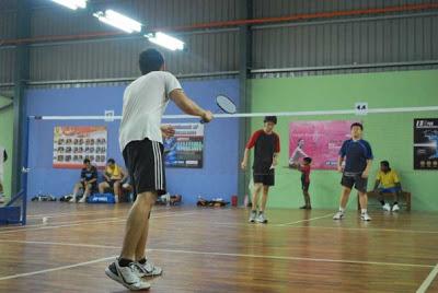 Badminton l USJ23 Court l Khamis l 20 Mei 2010 l 9pm (Jom tgk gambar) - Page 5 N748423938_1444807_4978