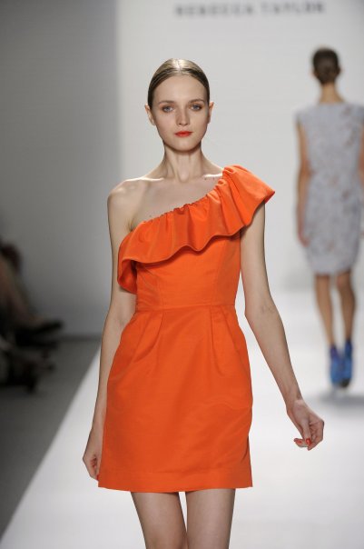 TURUNCU ELBİSELER Orange_dress