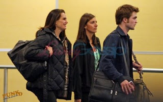 Robsten - Página 21 Normal_away_vancouver_004