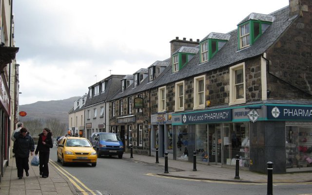 Ilha de Skye Portree_high_street