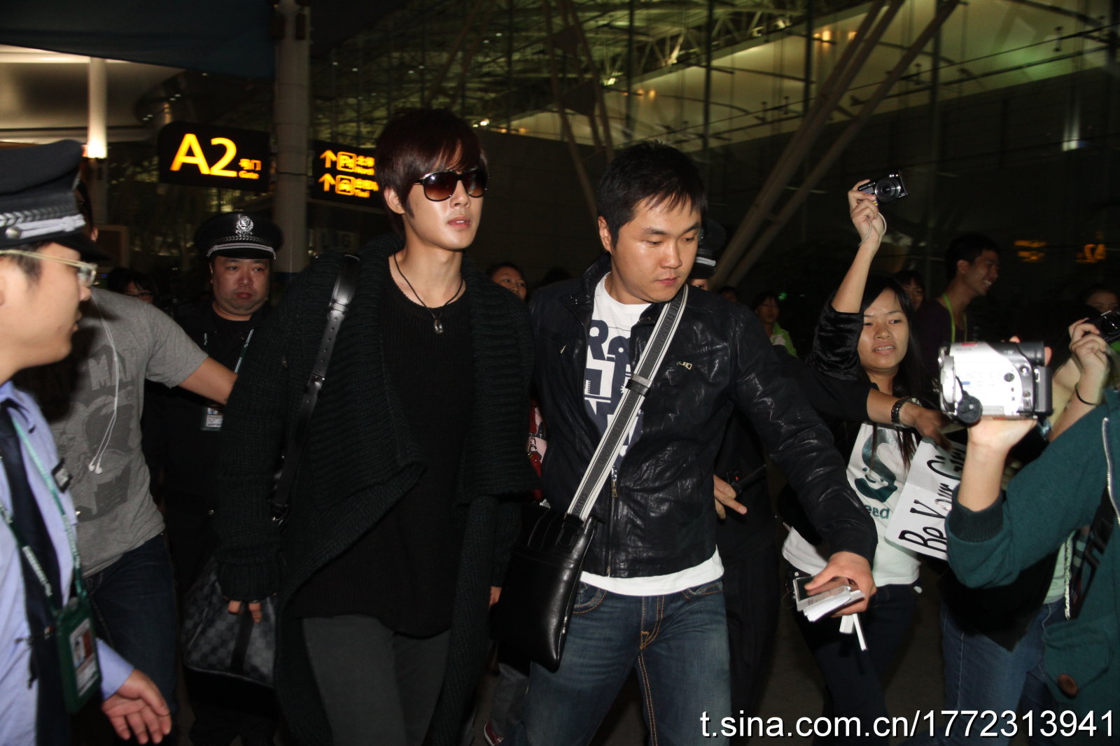  Kim Hyun joong  Llegada a Guangzhou G