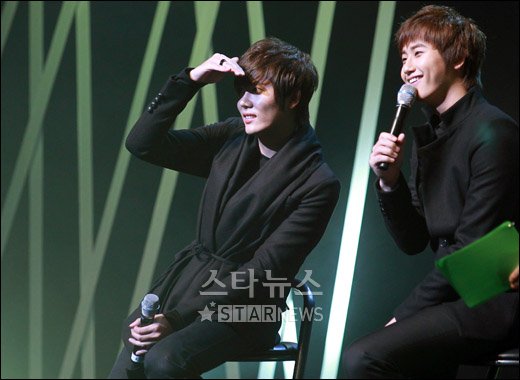 Kyu Jong & Young Saeng And STORY IN SEOUL Fanmeeting un exito C2f992f1dce03669bd310924