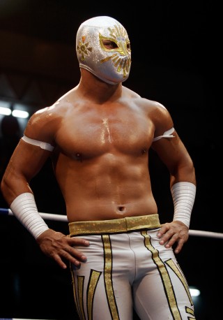 Mistico Firma con WWE Mistico