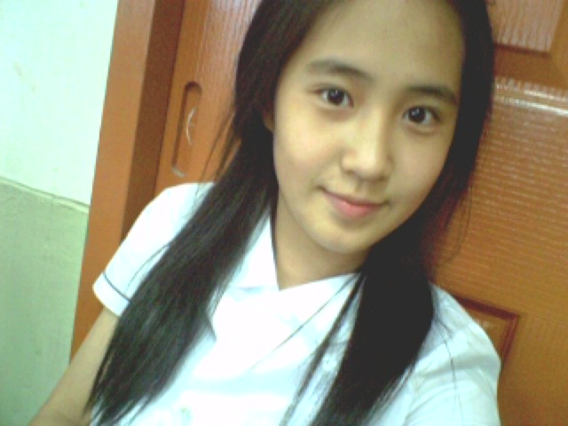 Yuri  — Predebut 20054