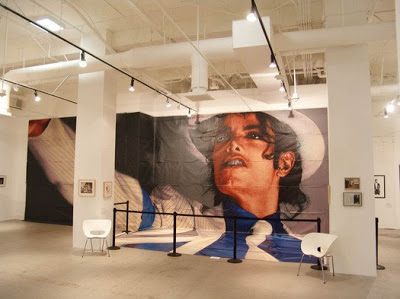 Michael Jackson....La inspiracion de Un Rey.... 4_MJ_Mural_at_LOOK-thumb-525xauto-6