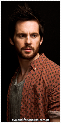 Tom Riley 17416322_HV7tg