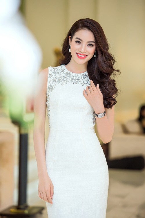 2015 | MISS UNIVERSE VIETNAM | PHẠM HƯƠNG - Page 20 11_84987