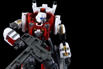 [MakeToys] Produit Tiers - Gamme MT - Basé sur les BD TF d'IDW - Page 11 1N6a0Y5Z