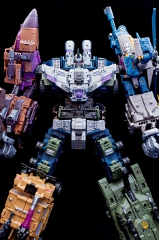 [Combiners Tiers] WARBOTRON WB-01 aka BRUTICUS - 2014-2015 - Page 4 Cxvd1zOm