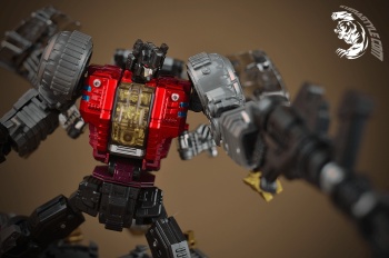 [Combiners Tiers] G-CREATIONS SHURAKING aka COMBINER DINOBOT - Sortie 2015-2016 - Page 2 MLNuXenW