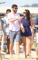 Nina Dobrev with her boyfriend Austin Stowell in Saint-Tropez (July 24) Oqsqsbld